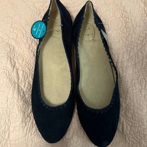 NWT Jack Rogers Suede Flats, Navy size 10